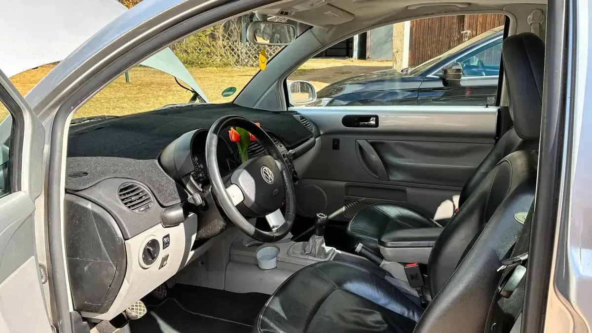Gebraucht VW Beetle 116 PS (85 kW) 2002 Silber Kleinwagen