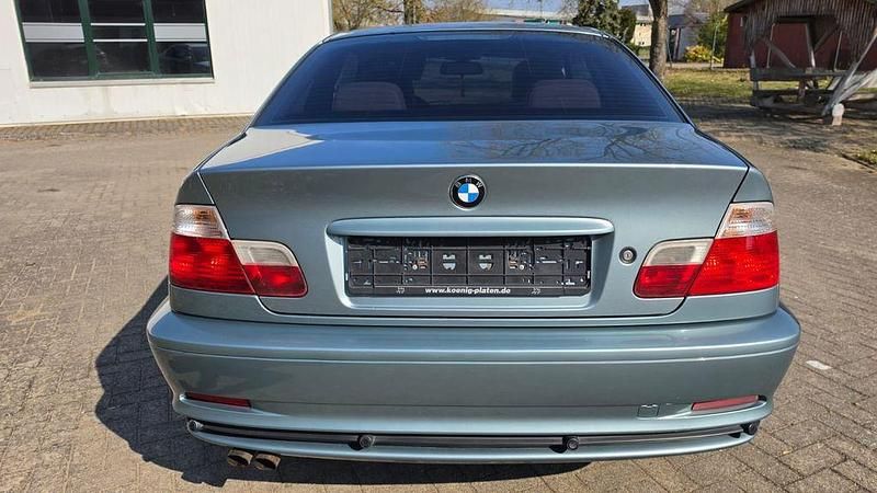 Gebraucht BMW 325 192 PS (141 kW) 2002 Coupé