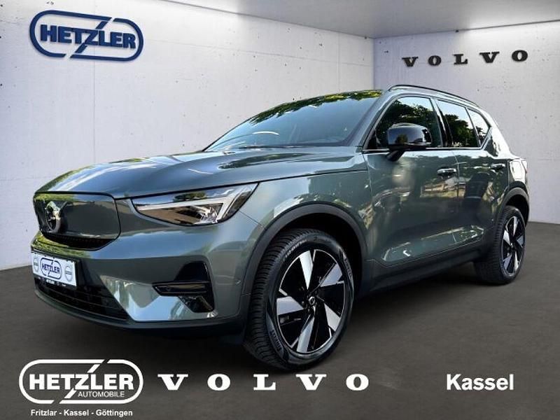 Forest lake metallic Gebraucht 2025 Volvo EX40 Plus SUV | 52.450 € (Fairer Preis) - Bild 1/4