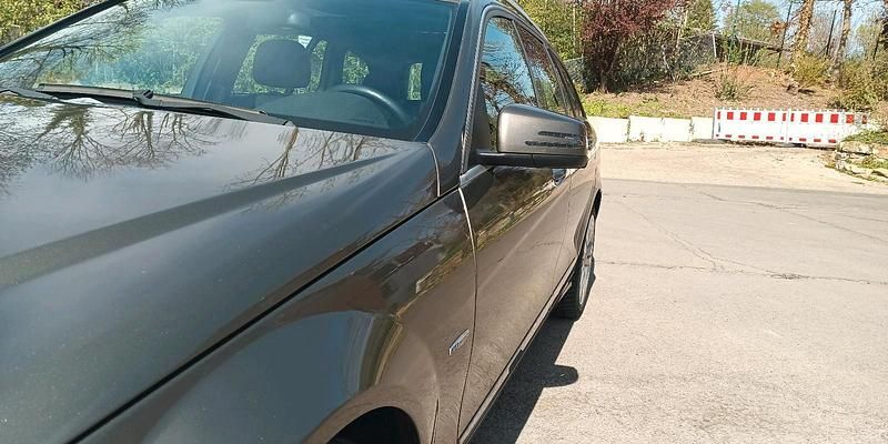 Gebraucht Mercedes C250 204 PS (150 kW) 2010 Grau Kombi