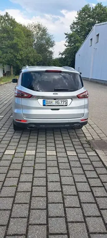 Gebraucht Ford S-MAX Trend 190 PS (139 kW) 2019 Silber Van / Kleinbus