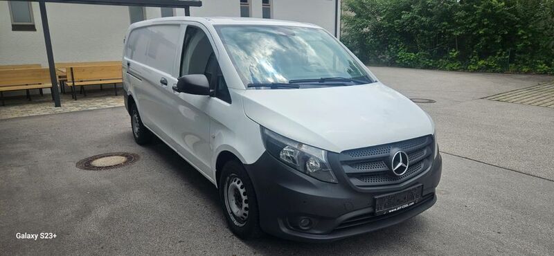 Weiß Gebraucht 2020 Mercedes Vito Van / Kleinbus | 13.990 € (Superpreis) - Bild 1/4