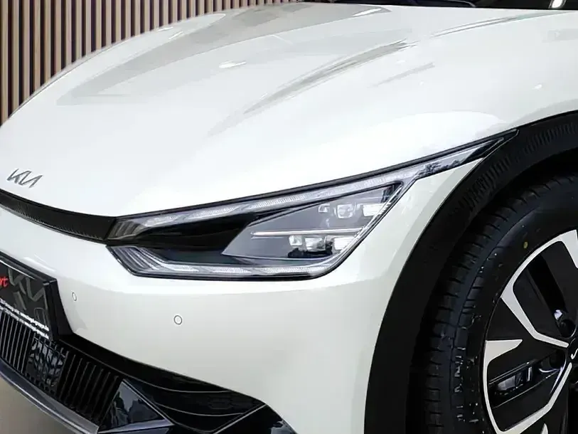 Gebraucht Kia EV6 Air 125 kW (170 PS) 2021 Glacier met SUV