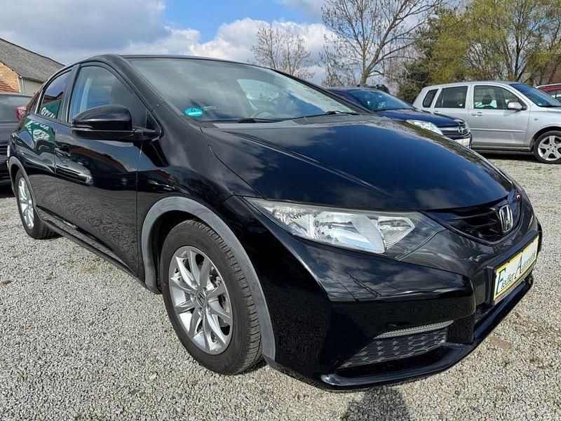 Gebraucht Honda Civic Comfort 99 PS (72 kW) 2012 Schwarz Limousine
