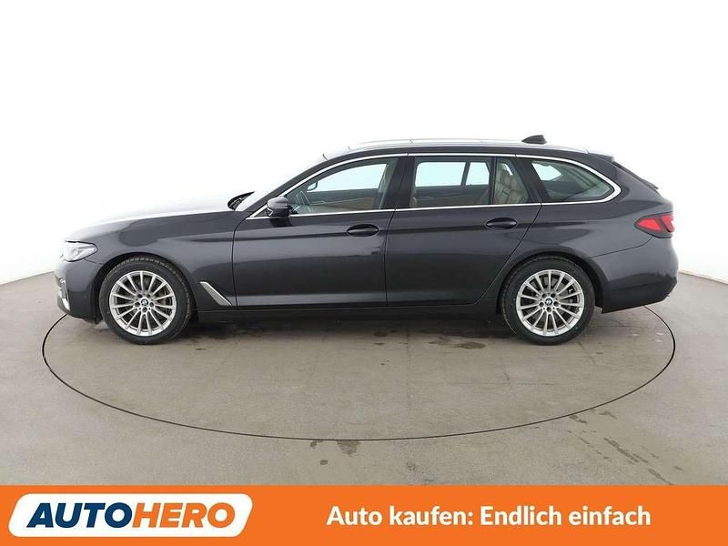 Gebraucht BMW 530 Luxury Line 286 PS (210 kW) 2021 Sophistograu Kombi