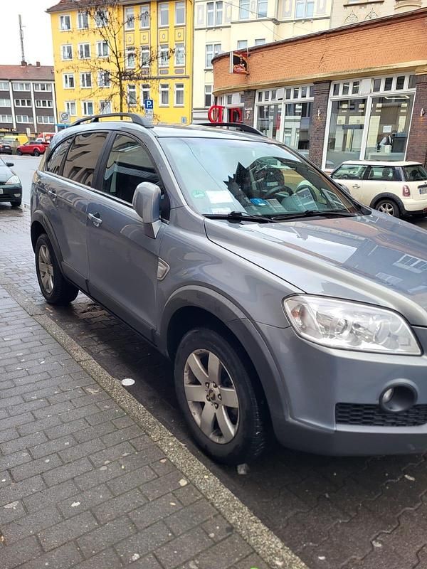 Gebraucht Chevrolet Captiva 150 PS (110 kW) 2010 Grau SUV