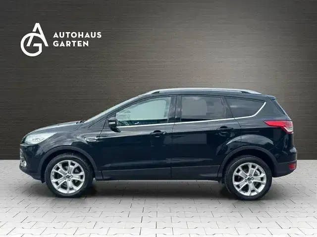 Second-hand Ford Kuga Titanium 100 CP (73 kW) 2014 Negru SUV