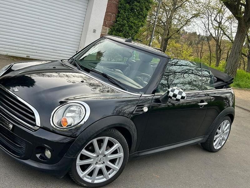 Second-hand Mini One Cabriolet 98 CP (72 kW) 2012 Negru Cabrio