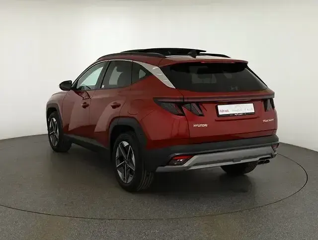 Neu Hyundai Tucson 150 PS (110 kW) 2025 Rot SUV