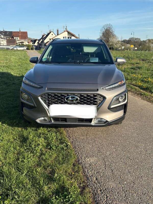 Silber Gebraucht 2019 Hyundai Kona Style SUV | 16.200 € (Fairer Preis) - Bild 1/4
