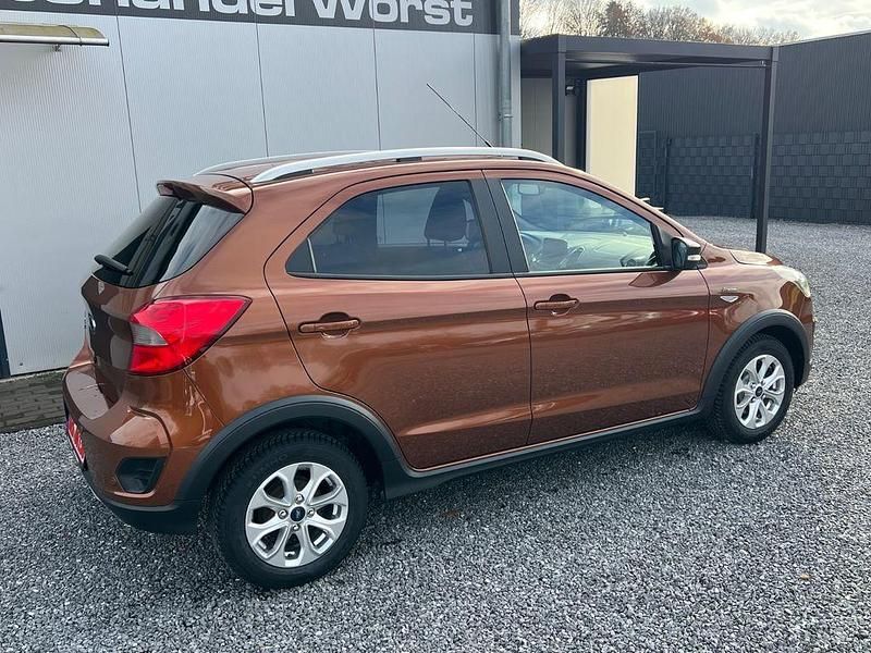 Gebraucht Ford Ka Plus Active 86 PS (63 kW) 2018 Kleinwagen