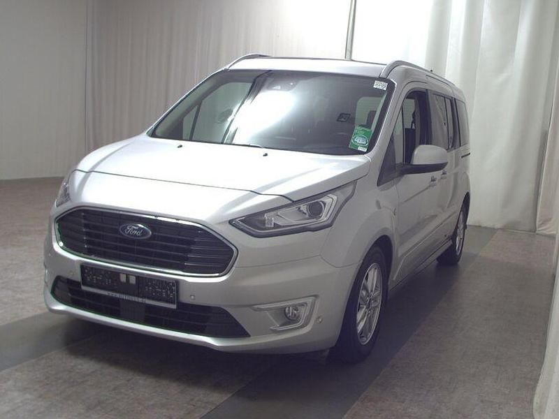 Gebraucht Ford Tourneo Titanium 120 PS (88 kW) 2021 Polarsilber metallic Van / Kleinbus