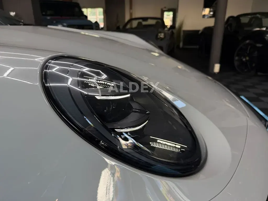 Brugt Porsche 992 541 HK (397 kW) 2026 Grå Coupe