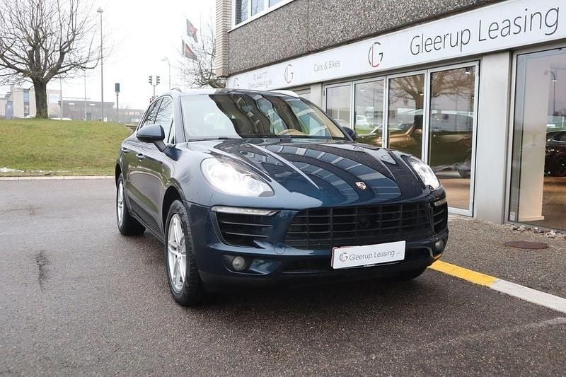 Blau Gebraucht 2015 Porsche Macan S SUV | 26.500 € (Guter Preis) - Bild 1/4