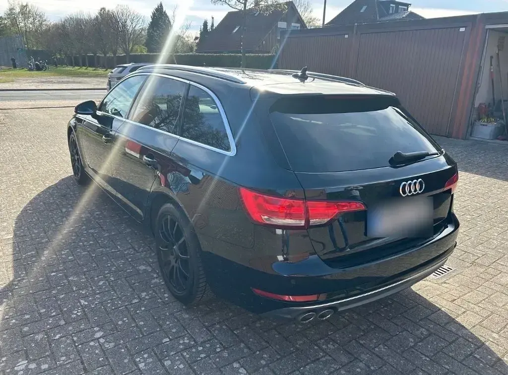 Gebraucht Audi A4 190 PS (139 kW) 2017 Schwarz Kombi