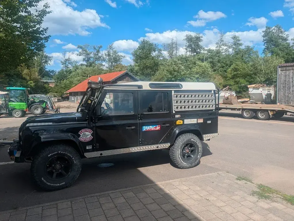 Gebraucht Land Rover Defender 122 PS (89 kW) 2006 Schwarz SUV