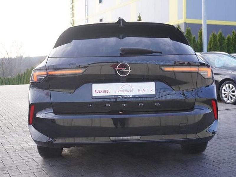 Gebraucht Opel Astra Elegance 131 PS (96 kW) 2023 Schwarz Kombi