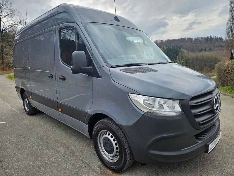 Gebraucht Mercedes Sprinter 170 PS (125 kW) 2021 Grau Van