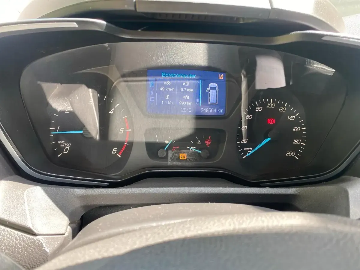 Gebraucht Ford Transit Custom 125 PS (91 kW) 2013 Silber Van / Kleinbus