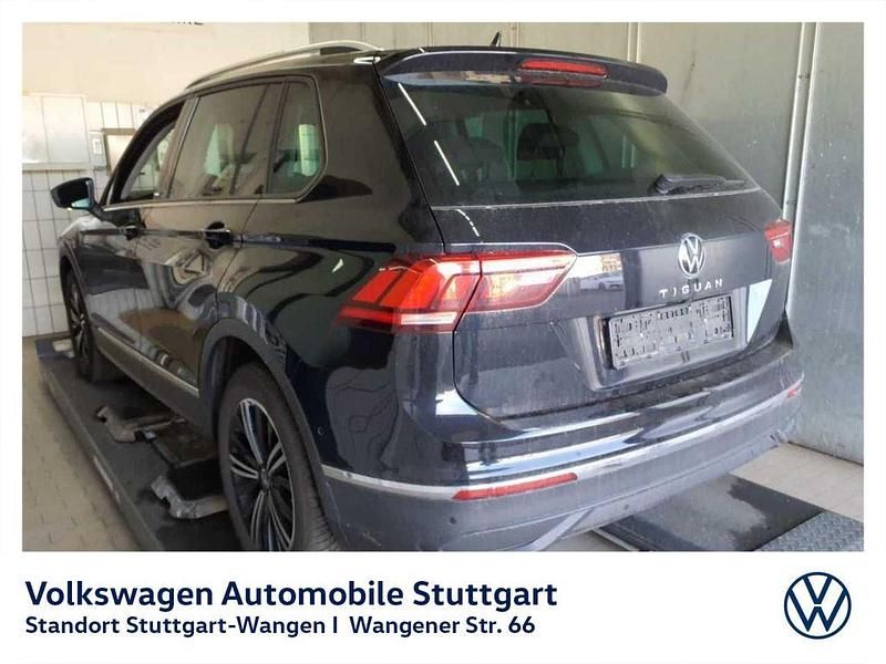 Gebraucht VW Tiguan Active 150 PS (110 kW) 2022 Schwarz SUV