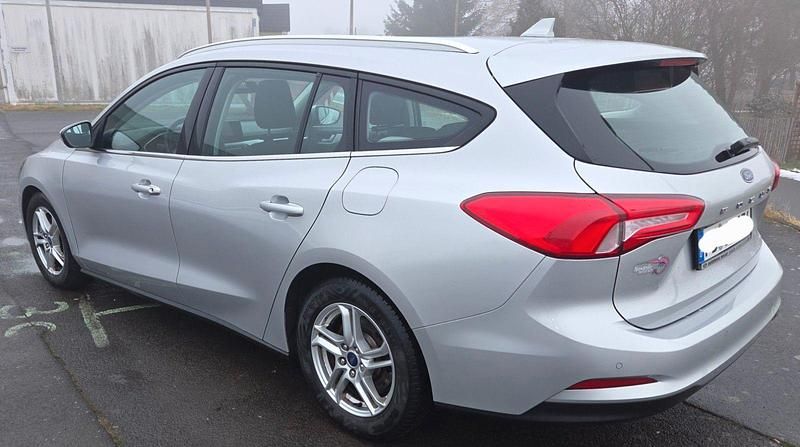 Gebraucht Ford Focus Active 125 PS (91 kW) 2019 Grau Kombi