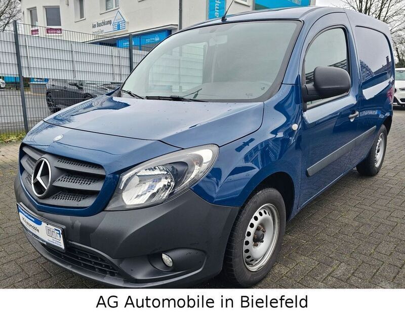 Gebraucht Mercedes Citan 108 75 PS (55 kW) 2019 Blau Van / Kleinbus