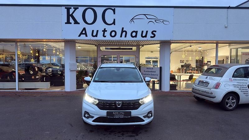 Weiß Gebraucht 2021 Dacia Sandero Comfort Kleinwagen | 10.800 € (Guter Preis) - Bild 1/4
