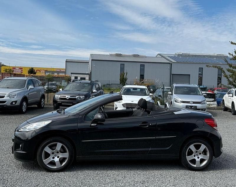 Gebraucht 2010 Peugeot 207 CC Premium Cabrio | 3.950 € (Guter Preis) - Bild 1/4