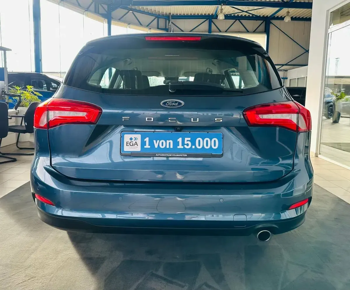 Gebraucht Ford Focus Cool & Connect 120 PS (88 kW) 2021 Blau Kombi