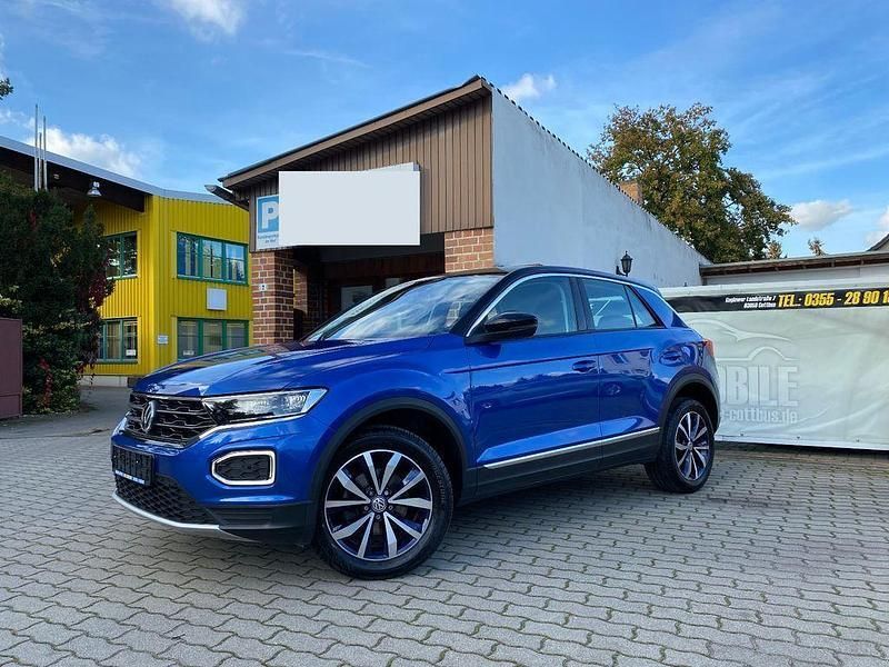 Blau Gebraucht 2019 VW T-Roc Style SUV | 20.850 € (Fairer Preis) - Bild 1/4