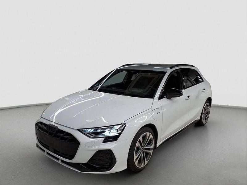 Gebraucht Audi A3 S-Line 204 PS (150 kW) 2025 Weiß Limousine