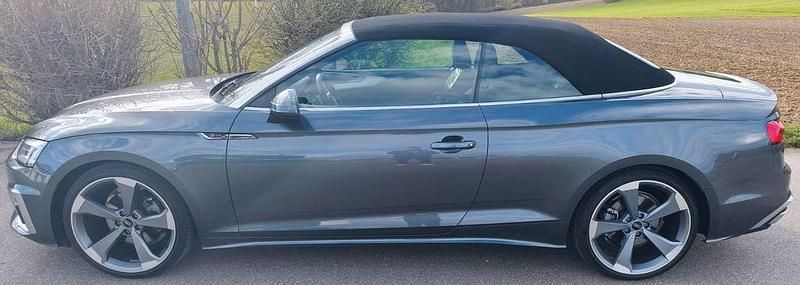 Gebraucht Audi A5 Cabriolet S-Line 150 PS (110 kW) 2022 Grau Cabrio