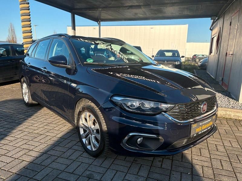 Gebraucht Fiat Tipo Lounge 110 PS (80 kW) 2017 Blau Kombi