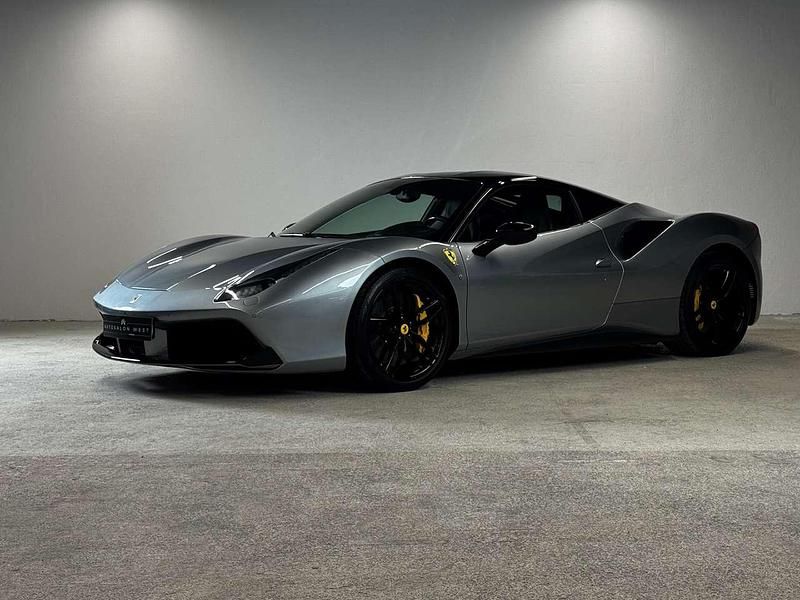 Gebraucht Ferrari 488 669 PS (492 kW) 2018 Grigio titanio Coupé