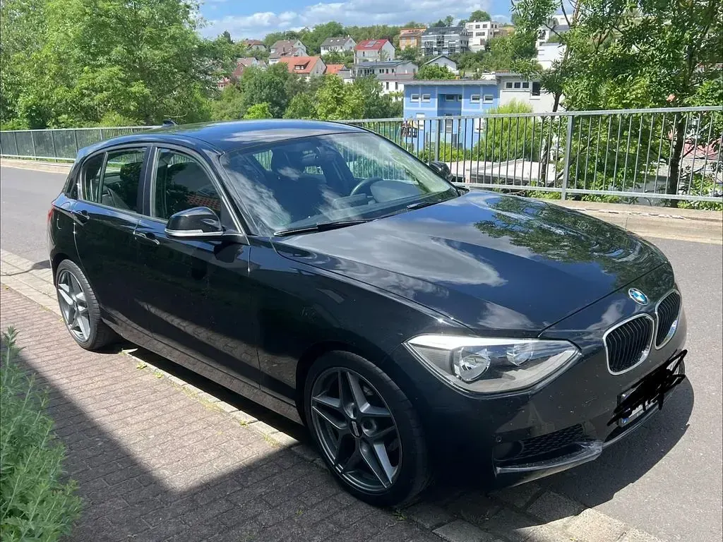 Gebraucht BMW 116 Efficient Dynamics 116 PS (85 kW) 2012 Schwarz Kleinwagen