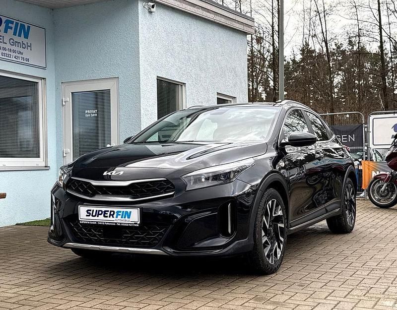Gebraucht Kia XCeed Vision 160 PS (117 kW) 2023 Schwarz SUV