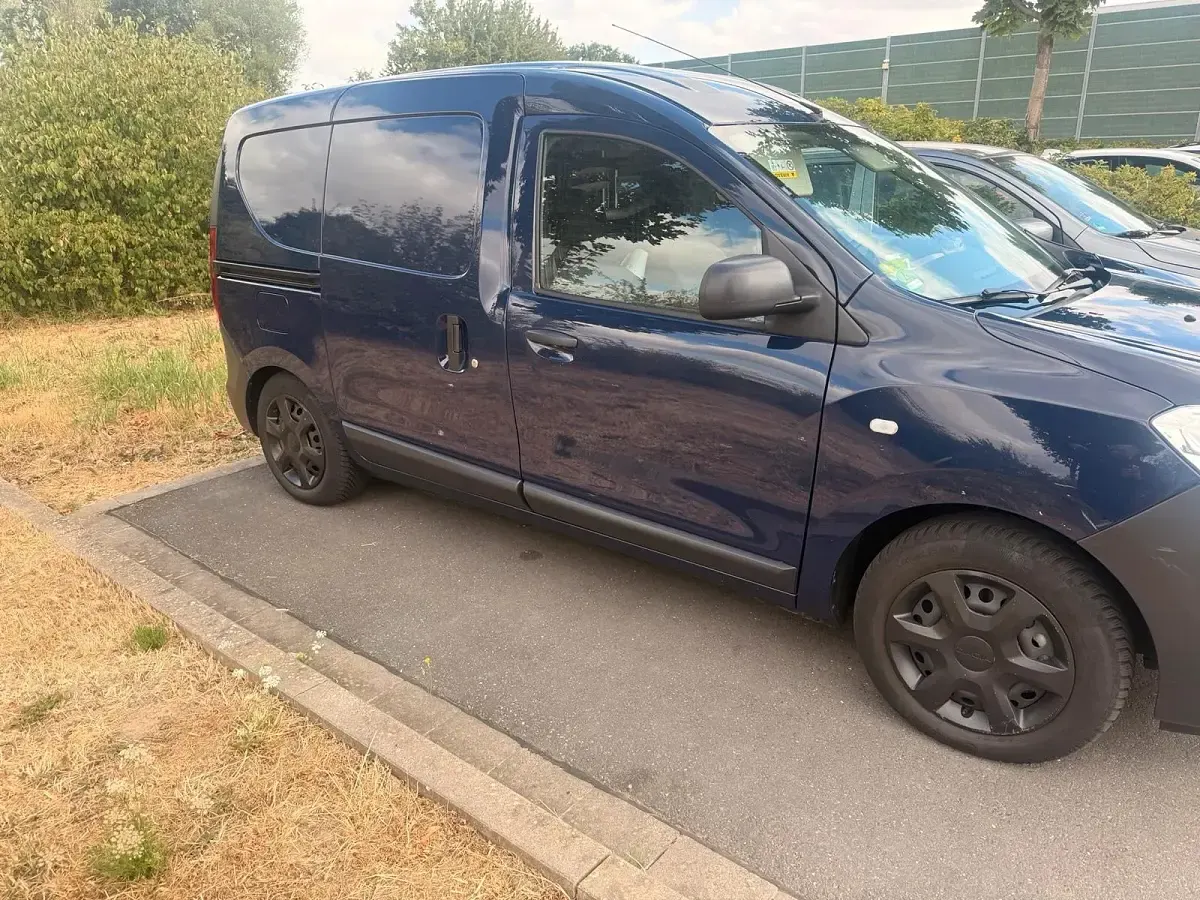 Gebraucht Dacia Dokker 2018 Blau Van / Kleinbus