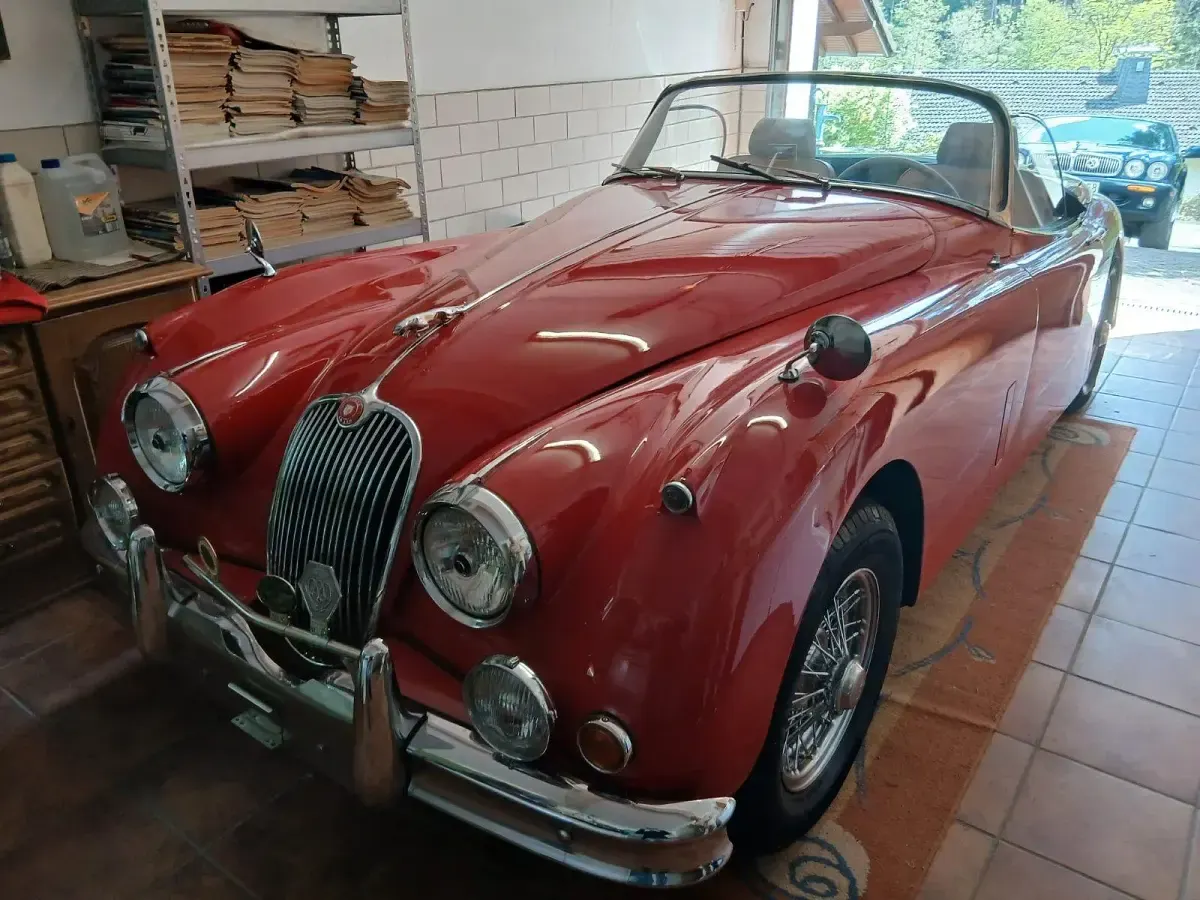 Gebraucht Jaguar XK 210 PS (154 kW) 1958 Rot Cabrio
