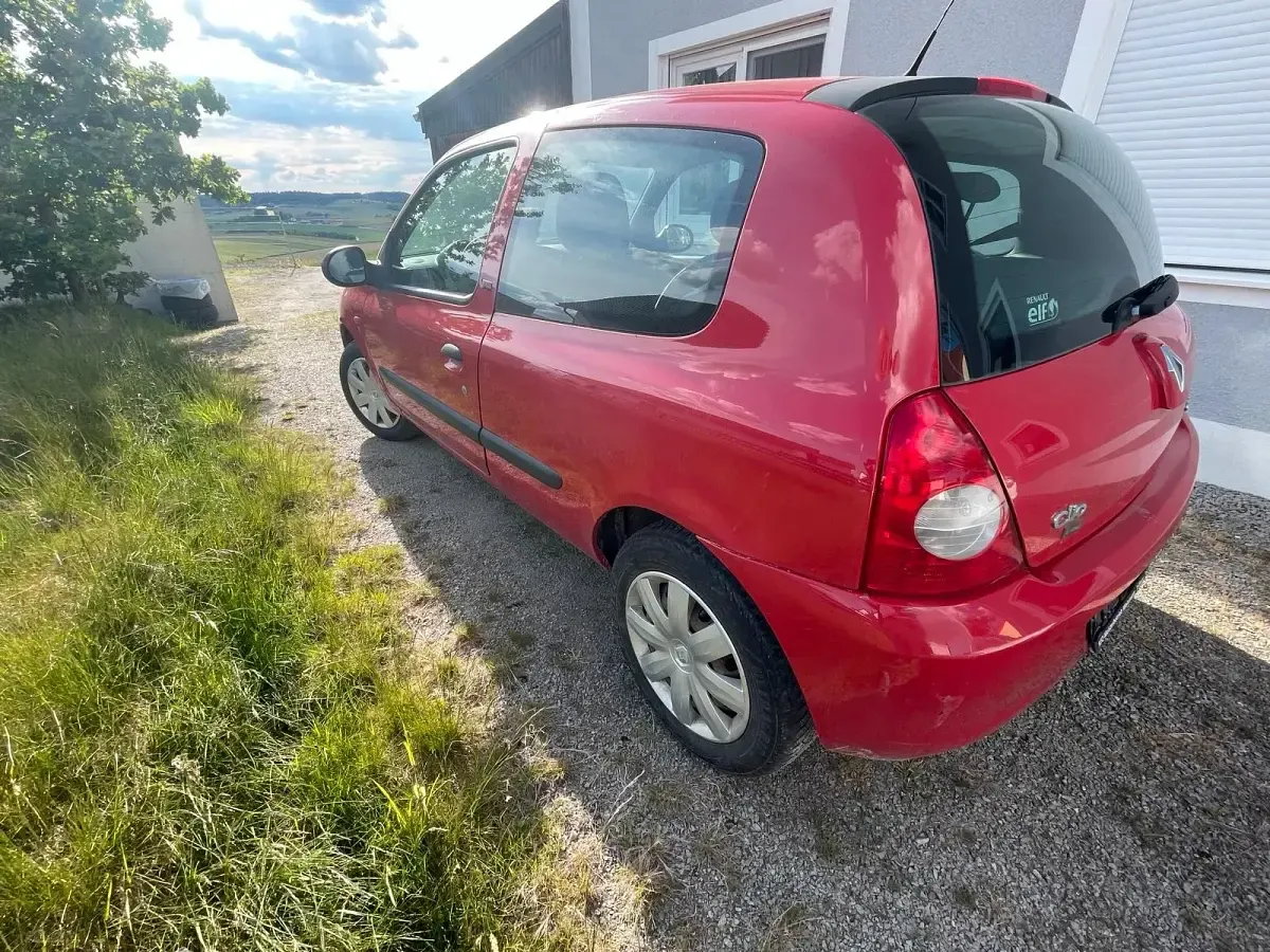Gebraucht Renault Clio Campus 58 PS (42 kW) 2011 Rot Kleinwagen