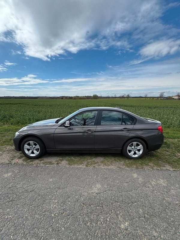 Second-hand BMW 316 2013 Maro Berlinǎ