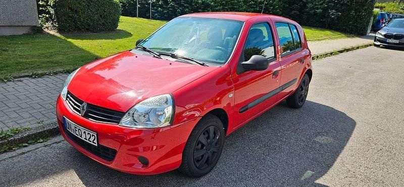 Rot Gebraucht 2009 Renault Clio II Authentique Limousine | 2.600 € (Guter Preis) - Bild 1/4