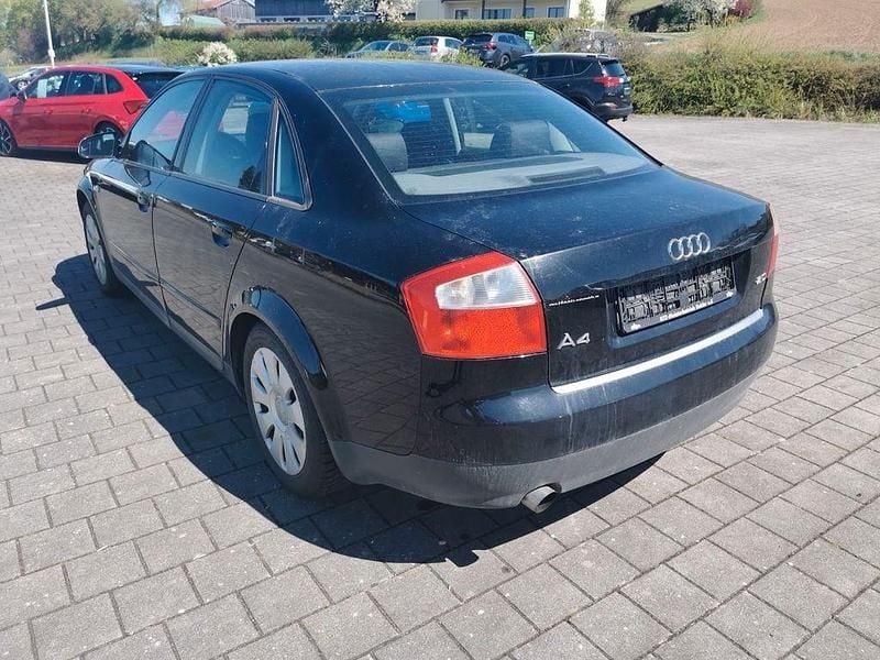 Usata Audi A4 131 CV (96 kW) 2001 Berlina