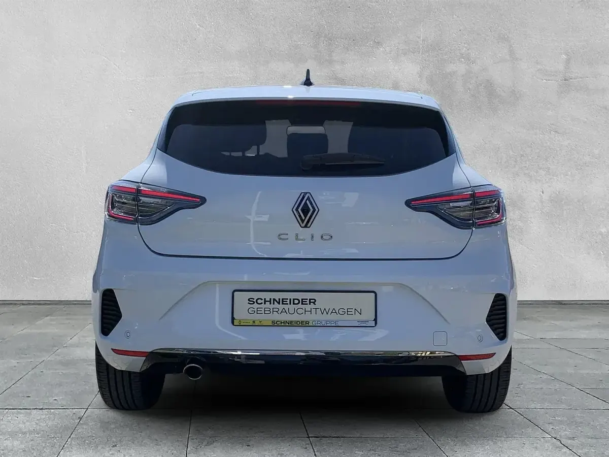 Gebraucht Renault Clio Techno 91 PS (66 kW) 2024 Weiß Kleinwagen