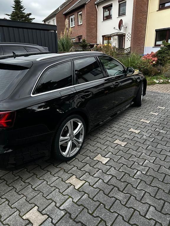 Schwarz Gebraucht 2018 Audi A6 Ambiente Kombi | 21.000 € (Superpreis) - Bild 1/4