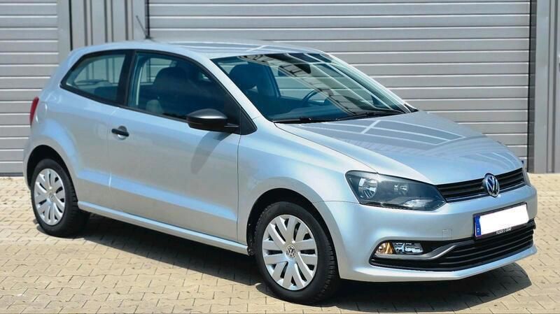 Silber Gebraucht 2017 VW Polo Limousine | 7.950 € (Guter Preis) - Bild 1/4