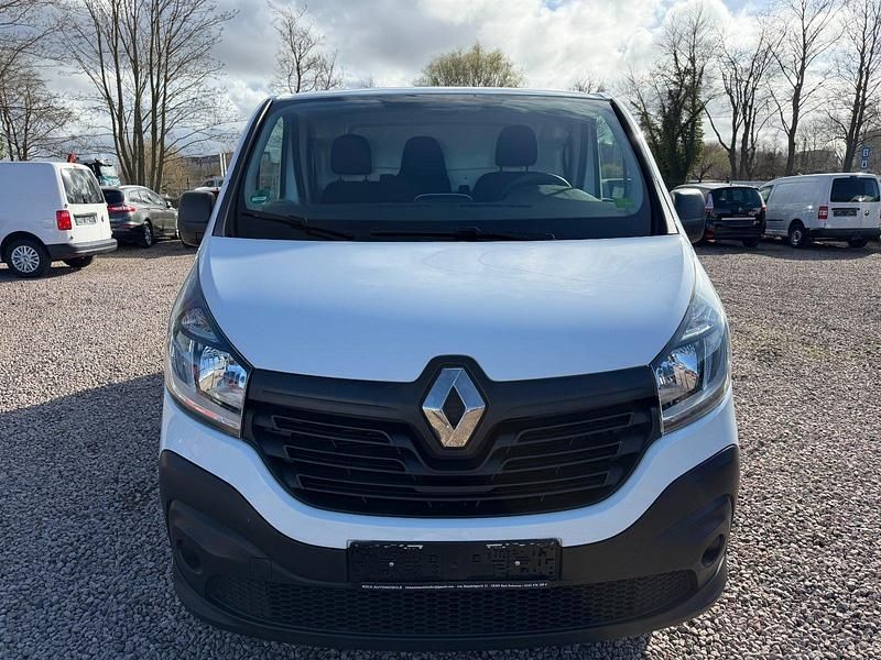 Gebraucht Renault Trafic Komfort 95 PS (69 kW) 2018 Weiß Van / Kleinbus