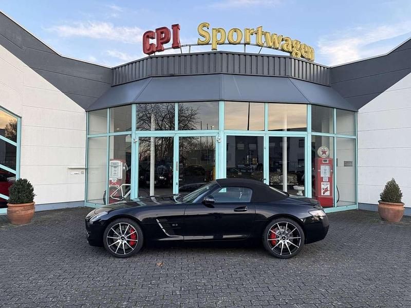 Schwarz metallic (metallic) Gebraucht 2014 Mercedes SLS AMG AMG Cabrio | 177.990 € (Fairer Preis) - Bild 1/4