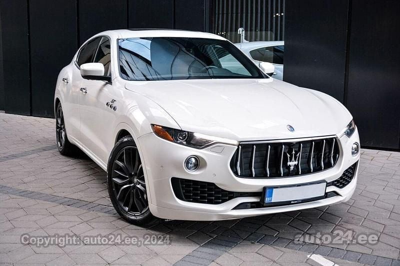 Weiß Gebraucht 2021 Maserati Levante GT SUV | 37.900 € - Bild 1/4