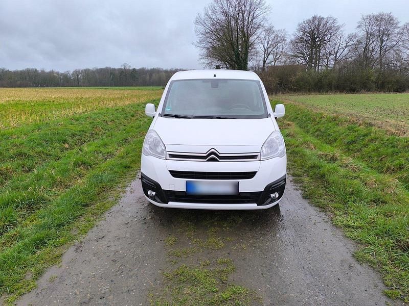 Gebraucht Citroën Berlingo 99 PS (72 kW) 2017 Weiß Van / Kleinbus