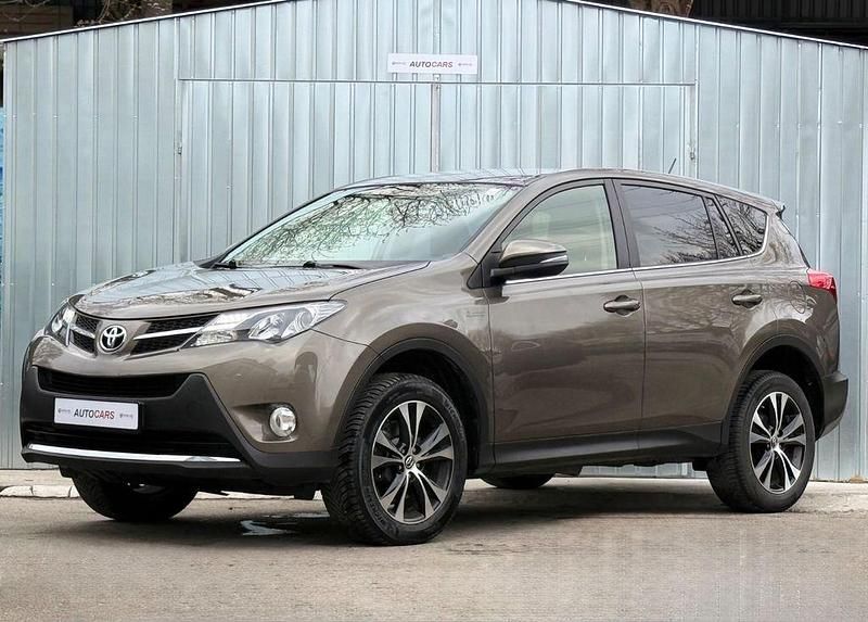 Gebraucht Toyota RAV4 Edition 150 PS (110 kW) 2015 Braun SUV